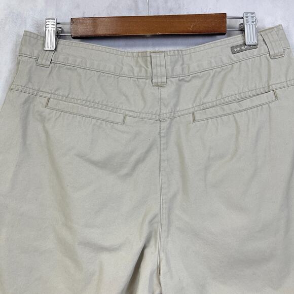 Woolrich Womens 10 Khaki Shorts Waking Safari Classic Minimalist Pleated Retro - Picture 4 of 9